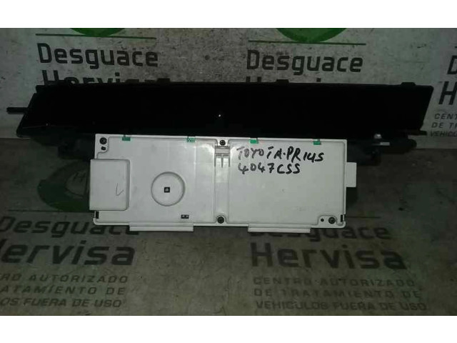 Панель приборов 8329147050, 0090059   Toyota Prius (NHW20)       