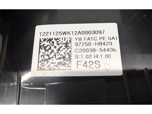 Блок управления климат-контролем 97250H8420   KIA Stonic
