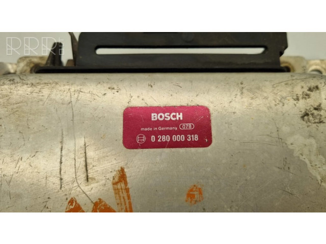 Řídící jednotka 0280000318   BMW 3 E30 1993