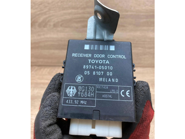 Генератор 8974105010, 05810700   Toyota Avensis T220      