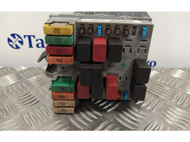 Pojistková skříňka Řídící jednotka BSM 57657, 51888051   Lancia Musa 2012