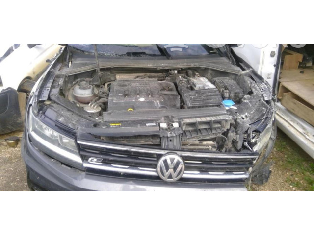 Вентилятор печки    5Q0121203DE, 5Q0121203DE   Volkswagen Tiguan