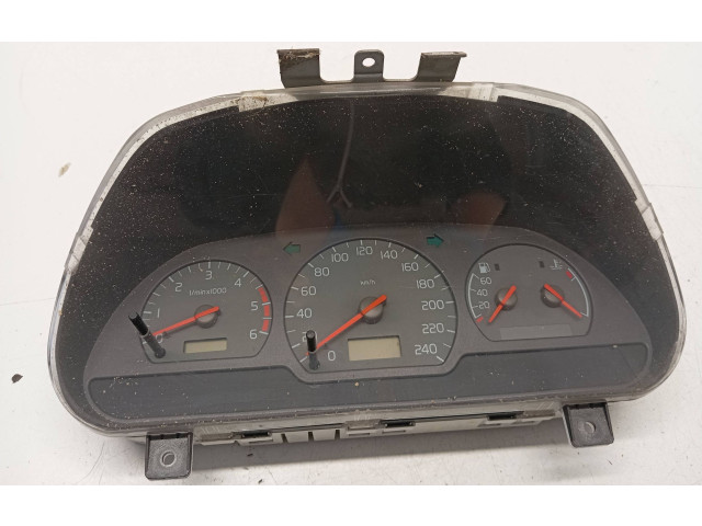 Přístrojová deska  Volvo S40, V40 1999 30864002, 30864192  