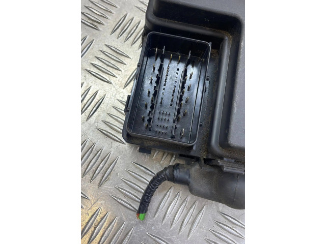   Pojistková skříňka FG9T14A067EB, 12340566   Ford Mondeo MK  2016