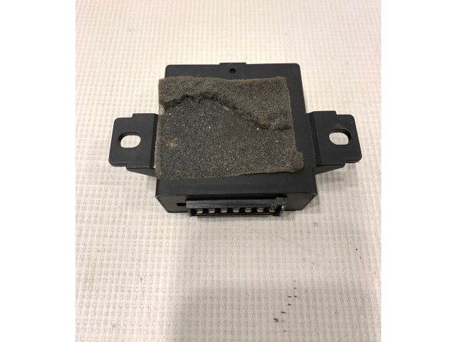 Блок управления E4031854, 5F005   Citroen C3 Picasso