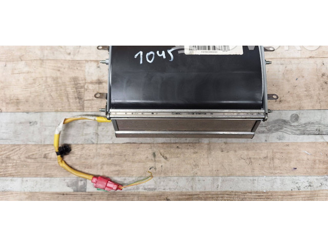 Подушка безопасности пассажира 7030A014   Mitsubishi Colt
