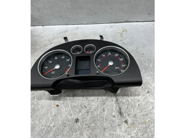 Přístrojová deska  Audi TT Mk1 2003 0905220009X  