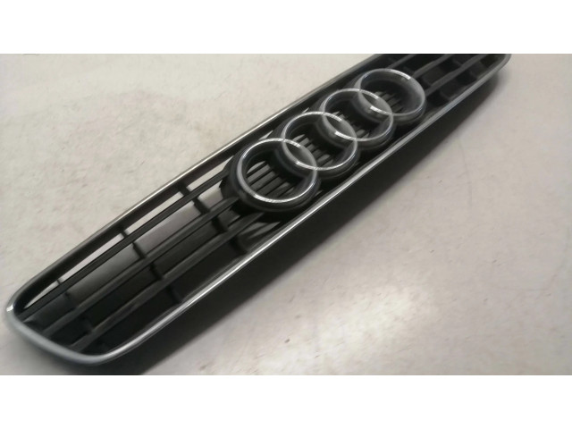 Передняя решётка Audi A3 S3 8L 1996-2003 года 8L0807683      