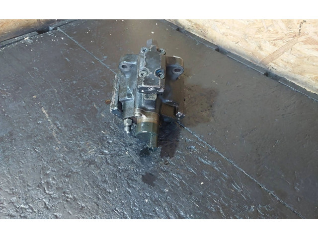 Vstřikovací lišta 2247798, 0445010009   BMW 5 E39    M57D30 306D1 