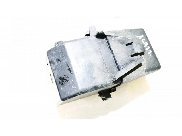 Блок предохранителей  1j0941389b   Audi TT Mk1    