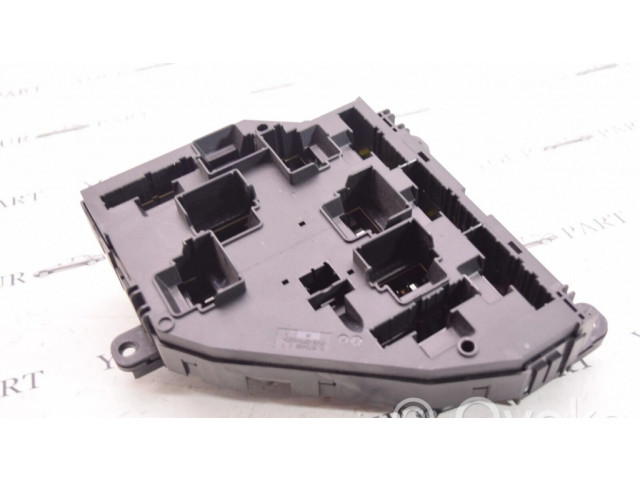 Блок предохранителей 9259469   BMW X3 F25    