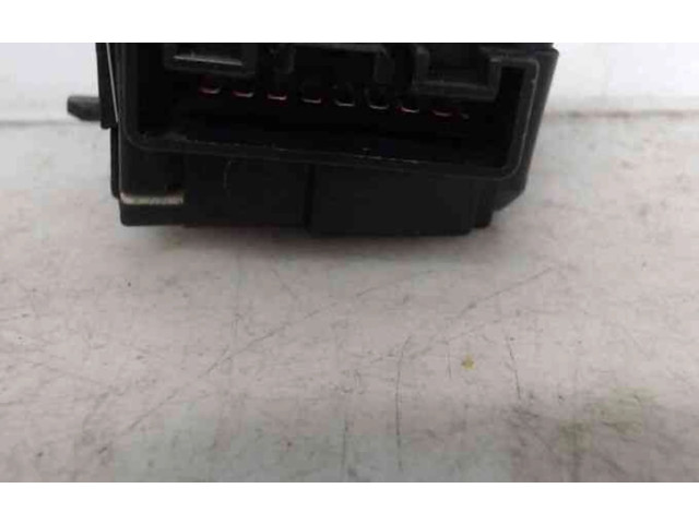 Ручка стеклоочистителей 3731062JA1, 3731062JA1   Suzuki Swift