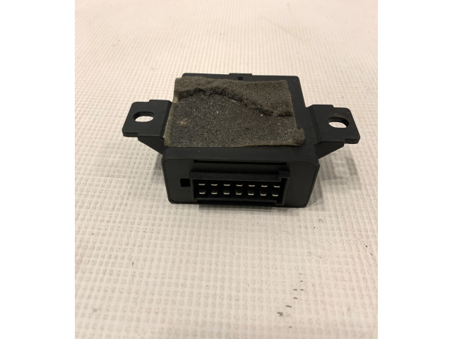 Блок управления E4031854, 5F005   Citroen C3 Picasso