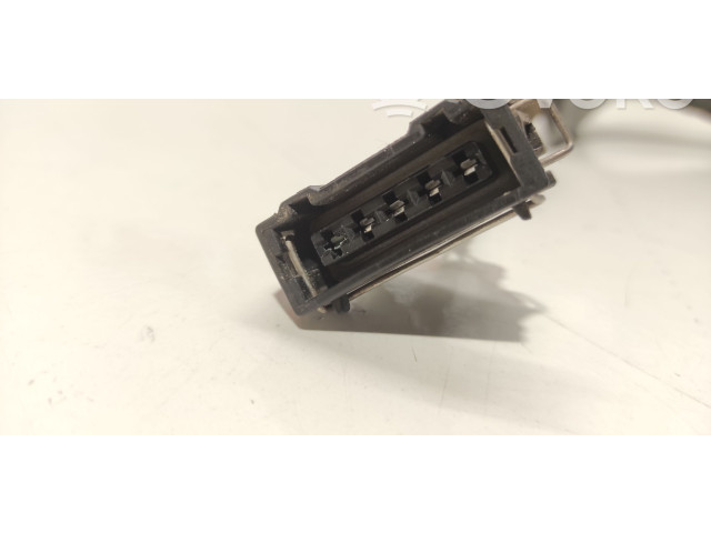 Zpětné zrcátko  levé Seat Cordoba (6K) 1999  415312301  