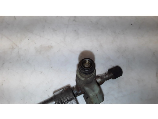 Vstřikovací lišta 04669768, 04891345AA   Chrysler PT Cruiser  pro benzínový motor 2.0  