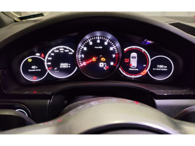 Přístrojová deska  Porsche Cayenne (9Y0 9Y3) 2021 9Y0920853B, U526  