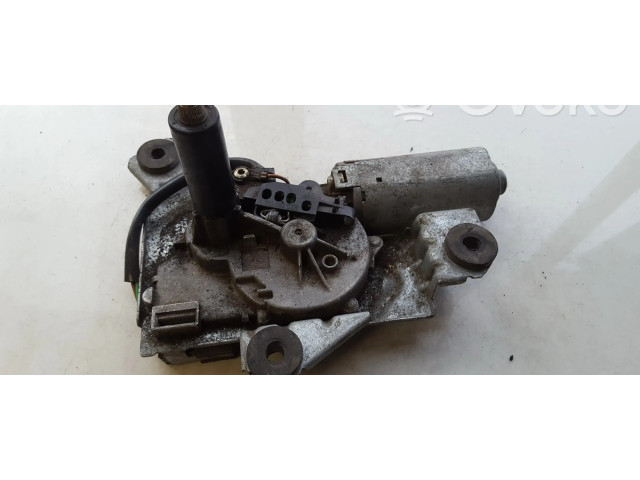 Моторчик заднего дворника 0390206517    Mitsubishi Carisma