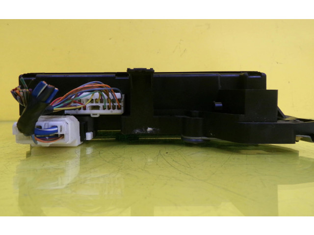 Блок управления климат-контролем EB20   Mazda MX-3