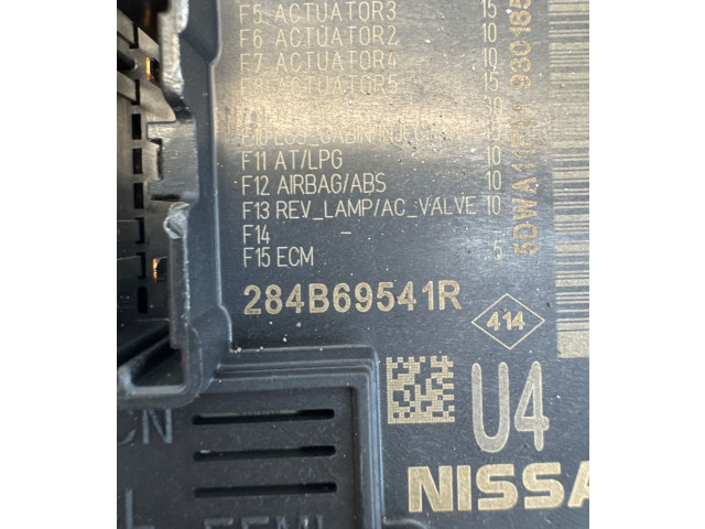   Pojistková skříňka 284B69541R   Renault Megane IV 2021