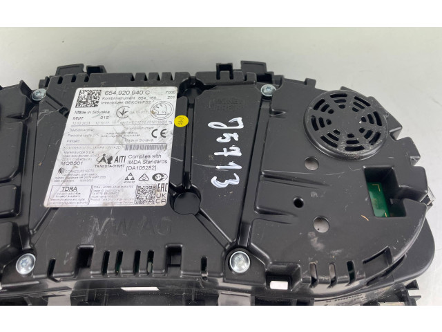 Интеркулер  654920940C   Skoda Kamiq 