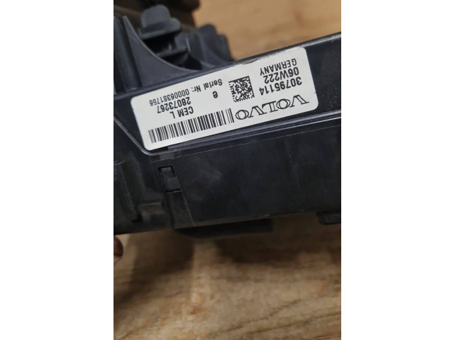   Pojistková skříňka 30795114, 28073267   Volvo XC70 2006