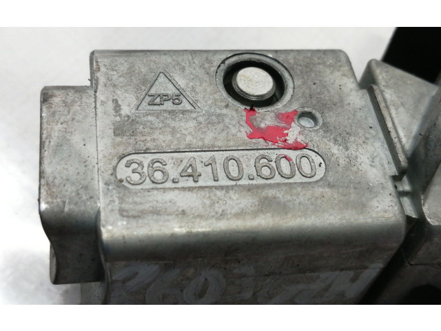 Řídící jednotka 9807028580, 0281013334   Peugeot 5008 2010