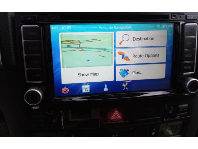 Дисплей       Volkswagen Touareg I