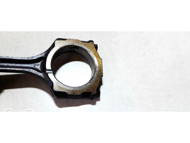Píst    Mazda Xedos 9  pro benzínový motor 2.5  