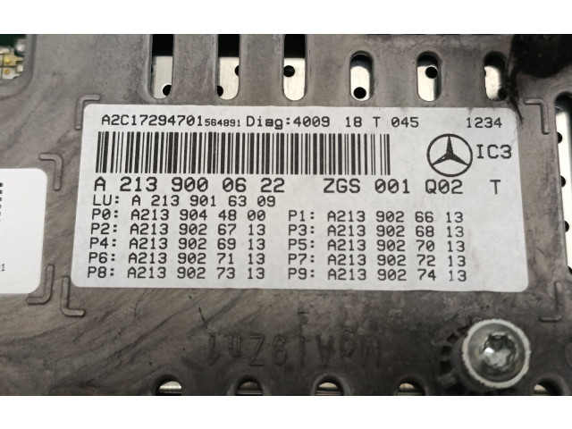 Přístrojová deska  Mercedes-Benz E W213 2017 A2139000622  