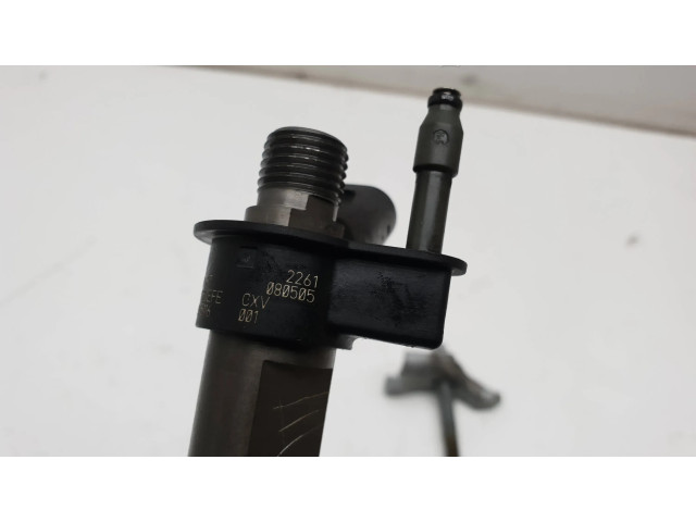 Vstřikovač 7797877   BMW 1 E82 E88  pro naftový motor 2.0 N47d20 
