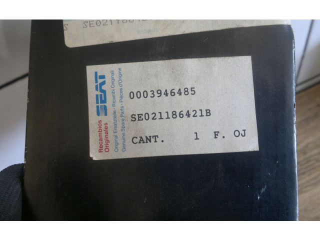 Блок управления климат-контролем SE021186421B   Seat Ibiza I (021A)
