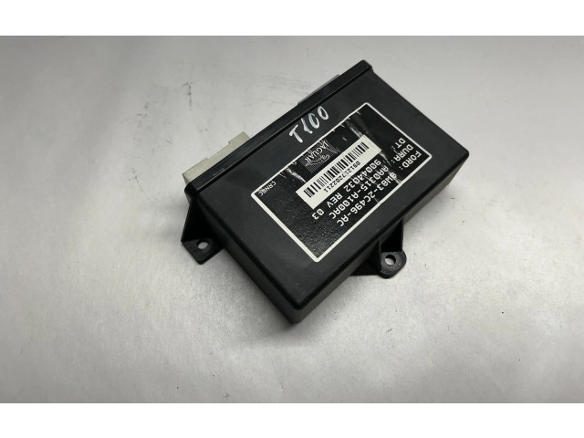 Блок управления заднего тормоза (EMF)    8W832C496AC   Jaguar XF X250