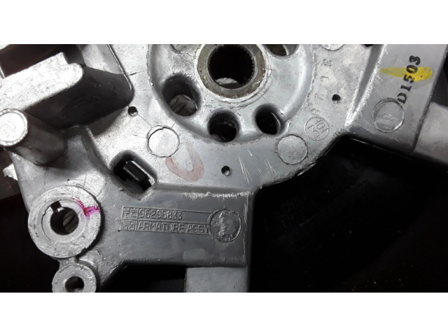Руль Daewoo Rezzo  2000- года 96296833      