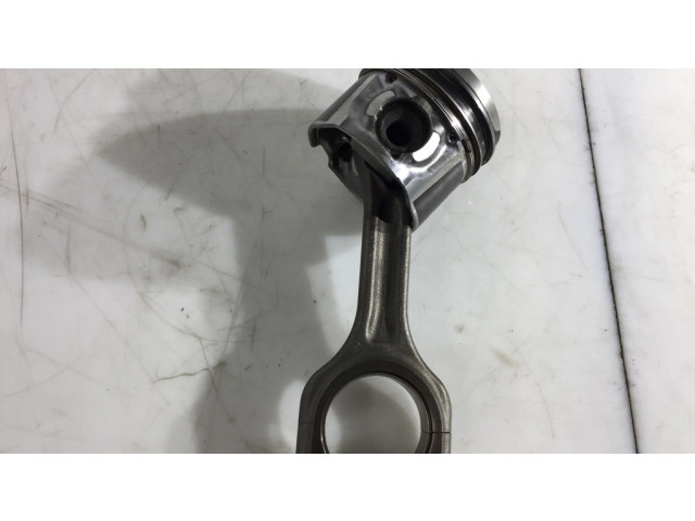 Píst 75L101   Ford Connect  pro naftový motor 1.6  