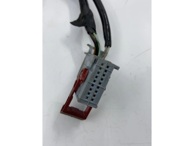 Zpětné zrcátko  levé Fiat Stilo 2002  735335234  
