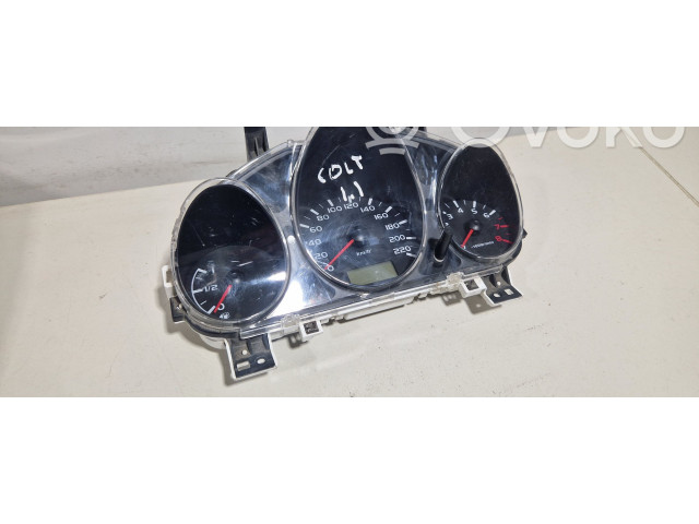 Панель приборов MM0038001   Mitsubishi Colt       