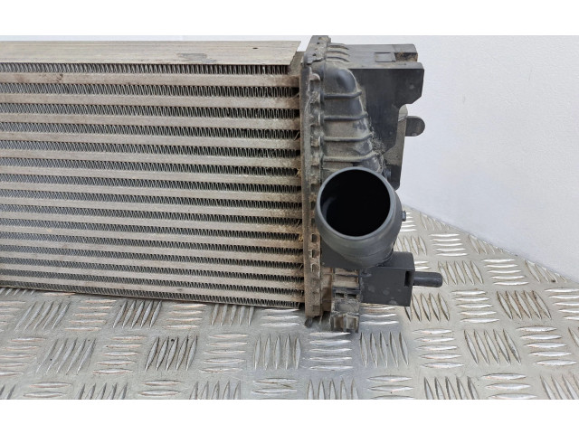 Интеркулер  560961104, R3449004   Opel Meriva B 
