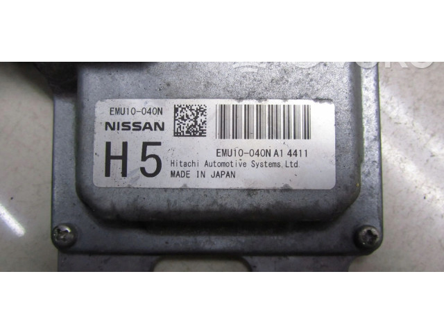 Блок управления коробкой передач EMU10040N   Nissan Juke I F15