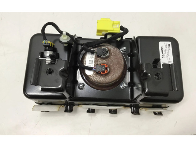 Подушка безопасности пассажира 68446213AC   Dodge RAM