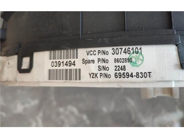 Přístrojová deska  Volvo XC90 2006 0391494, 0391494  