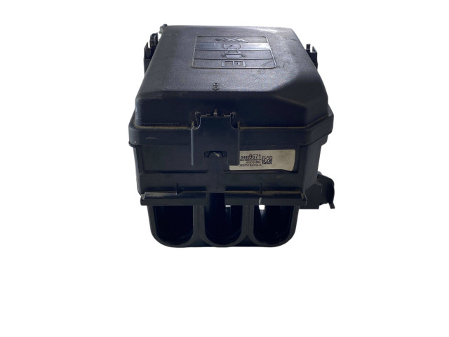 Блок предохранителей  84300718, 84809671   Chevrolet Equinox    