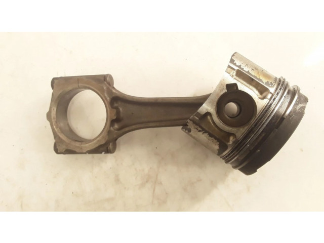 Píst P885, Z17DTH   Opel Meriva A  pro naftový motor 1.7 Z17DTH 