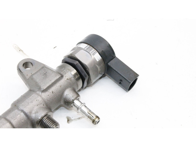 Vstřikovací lišta 8571569, 0445216051   BMW 6 G32 Gran Turismo    B57 D30 A 