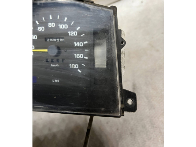 Панель приборов 8301016160, 157400019   Toyota Tercel       