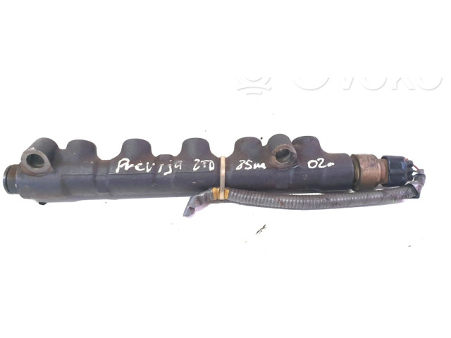 Vstřikovací lišta 89458-12020   Toyota Corolla E120 E130    1CD-FTV 