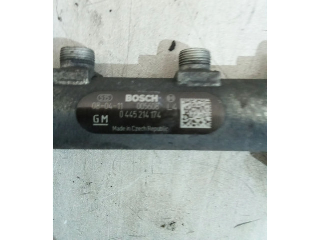 Топливная рампа 0445214174   Chevrolet Captiva  