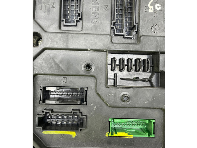 Блок предохранителей S120042300A, 2M2114B205CA   Ford Galaxy    