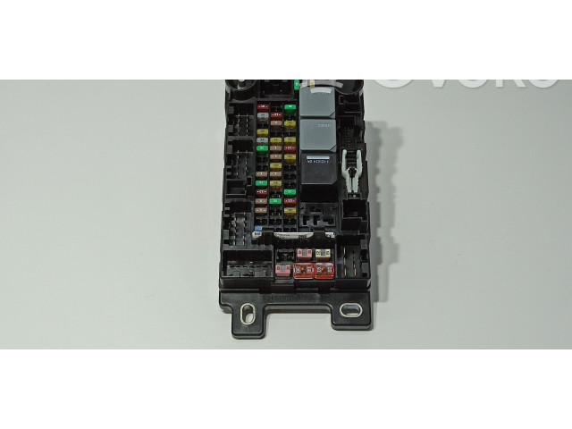 Řídící jednotka LR144132, M8D2-14N030-AA   Land Rover Range Rover Evoque L551 2022