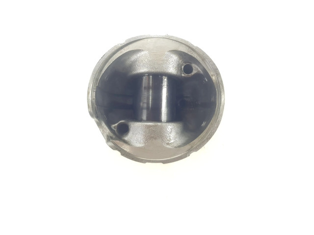 Píst 55581967, 55581967   Opel Astra J     