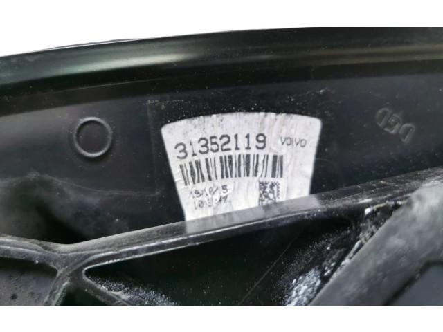 Zpětné zrcátko  Volvo XC60 2010  31352119, 262398  